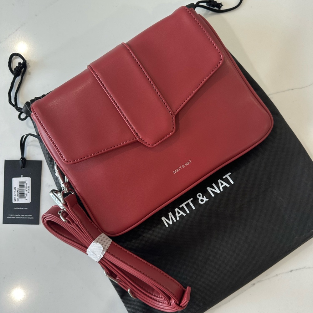 NWT: MATT & NAT Ito Crossbody Purse - Loom collection - Gala